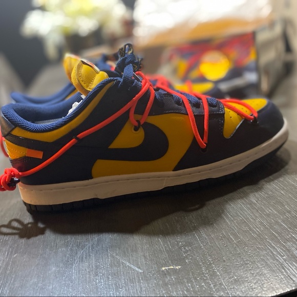 Off white x dunk low university gold size 9 - Picture 16 of 16